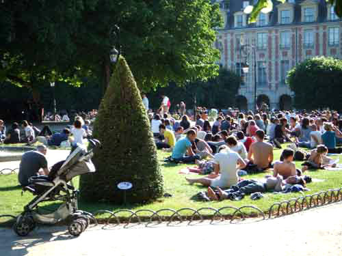 Os melhores meses do ano para visitar Paris