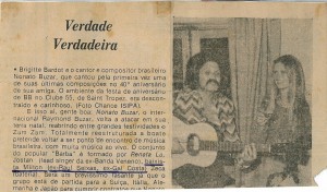 Nonato Buzar tocou violão na festa de 40 anos de Brigitte Bardot