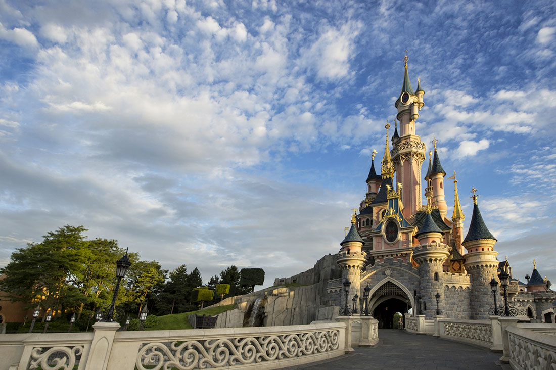 Hotel na Disney Paris – Os 14 melhores e mais reservados perto da  Disneyland na Europa
