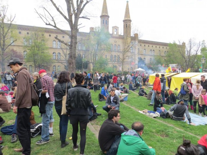  Festa de rua do Primeiro de Maio em Kreuzberg, Berlim