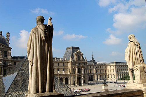 Vista do Louvre