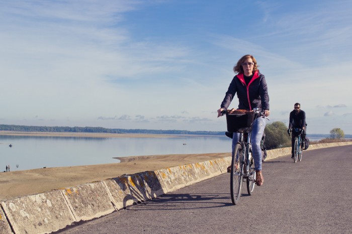 A ciclovia que circunda do Lac du Der