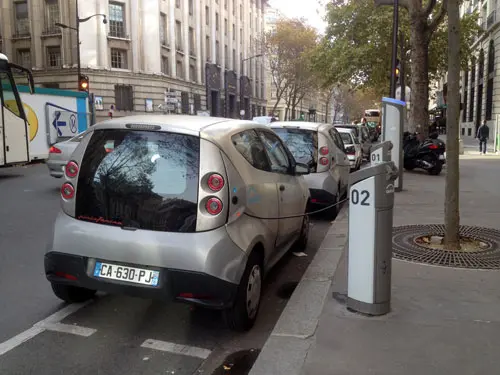 Autolib, carros em locação livre