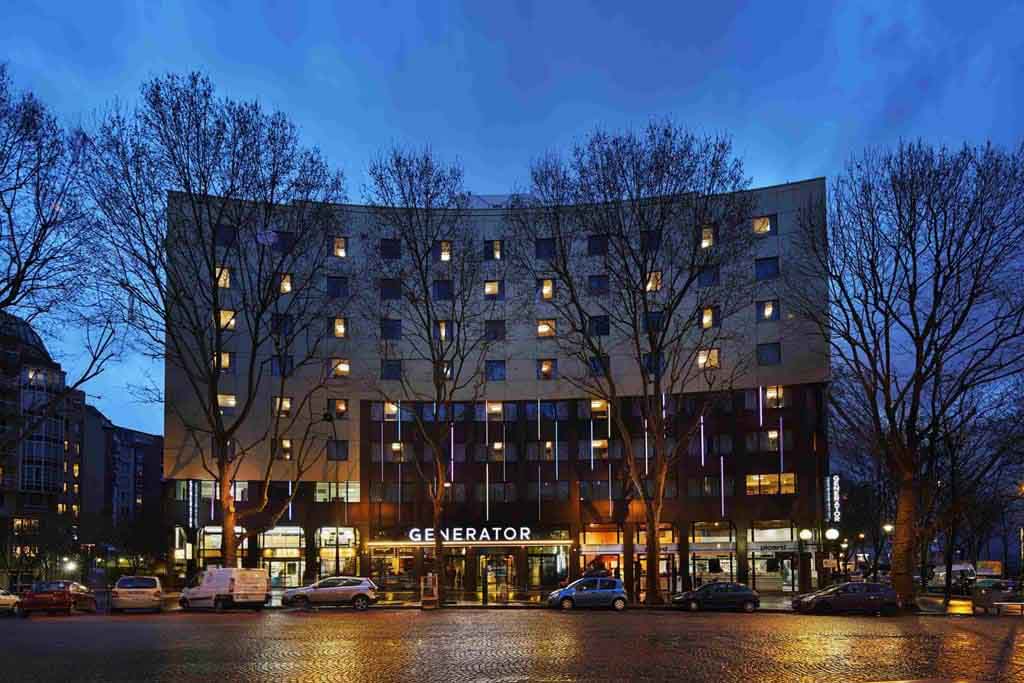 generator paris hostels em paris