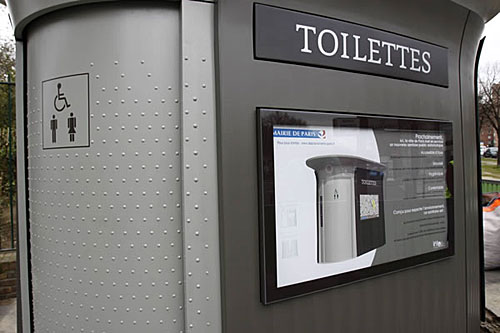 Toilette público