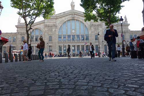 Gare du Nord. https://www.flickr.com/photos/petit_louis/