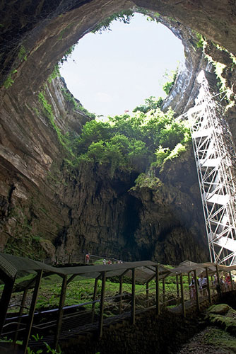 Entrada da gruta Padirac. Matthieu Luna no Flickr no Flickr