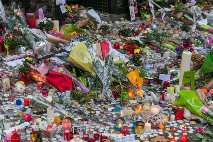 Homenagem às vítimas do atentado em Paris.