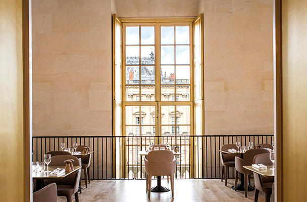 Restaurante e hotel de luxo em Versailles