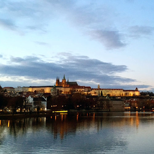 Castelo de Praga no fim da tarde