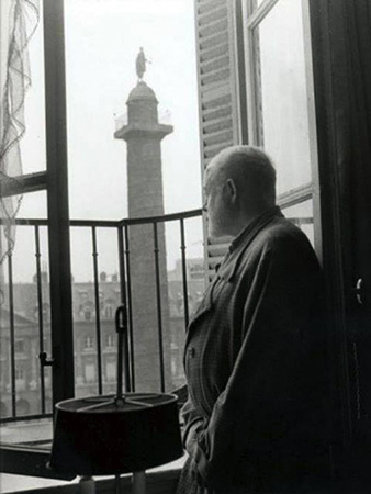 1956. Ernest Hemingway at Ritz Paris. Photography by Luc Fournol 