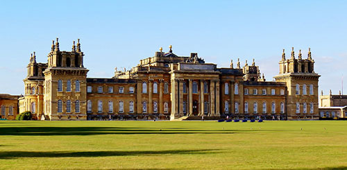 Blenheim Palace. Darling Starlings Flying the Nest no Flickr