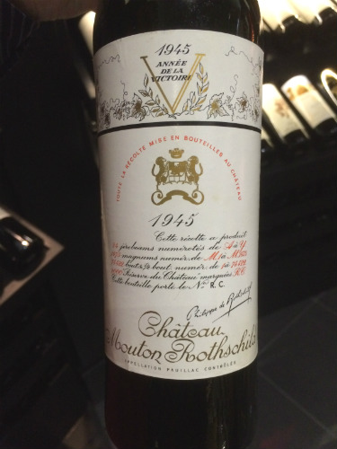 Mouton Rothschild 1945 - 45.000€