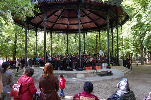 Concertos no Jardin du Luxembourg. Miquel C. no Flickr