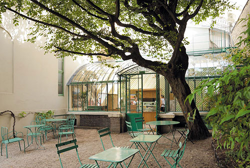 Jardim e café do Museu da Vida Romântica