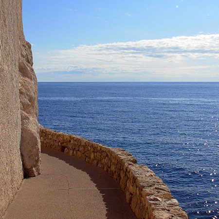 Cap d'Ail, sentier du littoral. Aidan wakely Mulroney no Flickr