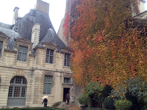 Hotel de Sully, Marais.