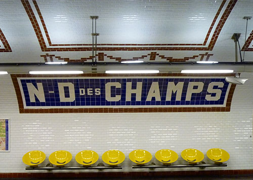 Metrô de Paris, estação de Saint Germain