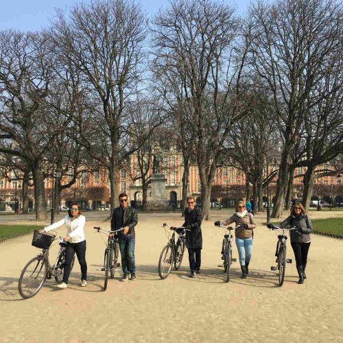 passeio de bike em paris