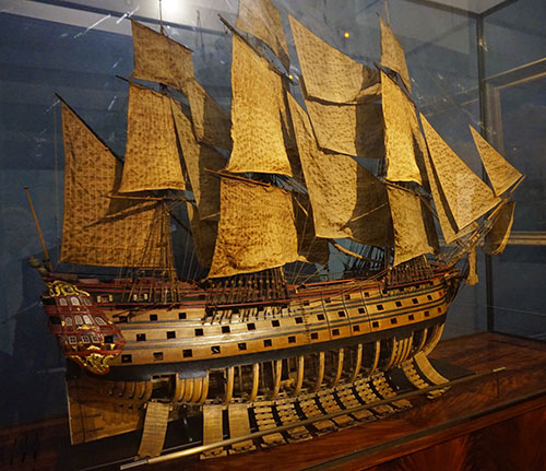 Museu da Marinha. Modelos reduzidos dos antigos navios à vela