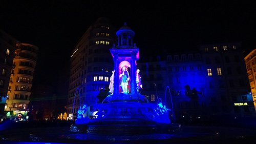 Lyon, Festa das Luzes, monumento iluminado