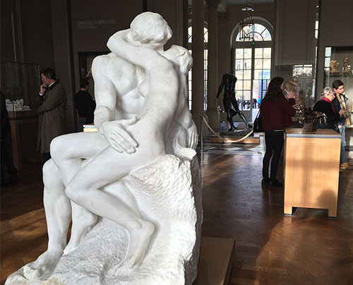 O beijo principal obra do Museu Rodin
