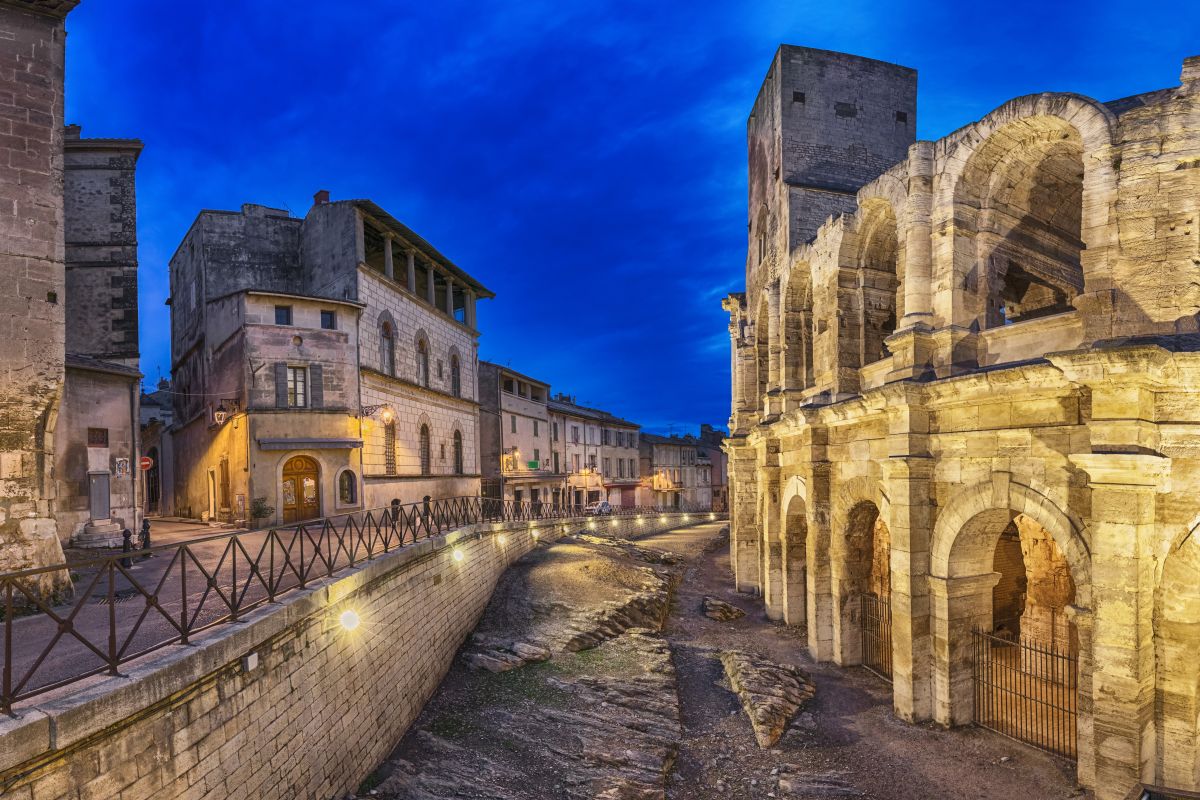 As ruínas romanas de Arles, na Provence, são classificadas pela Unesco como patrimônio da humanidade.