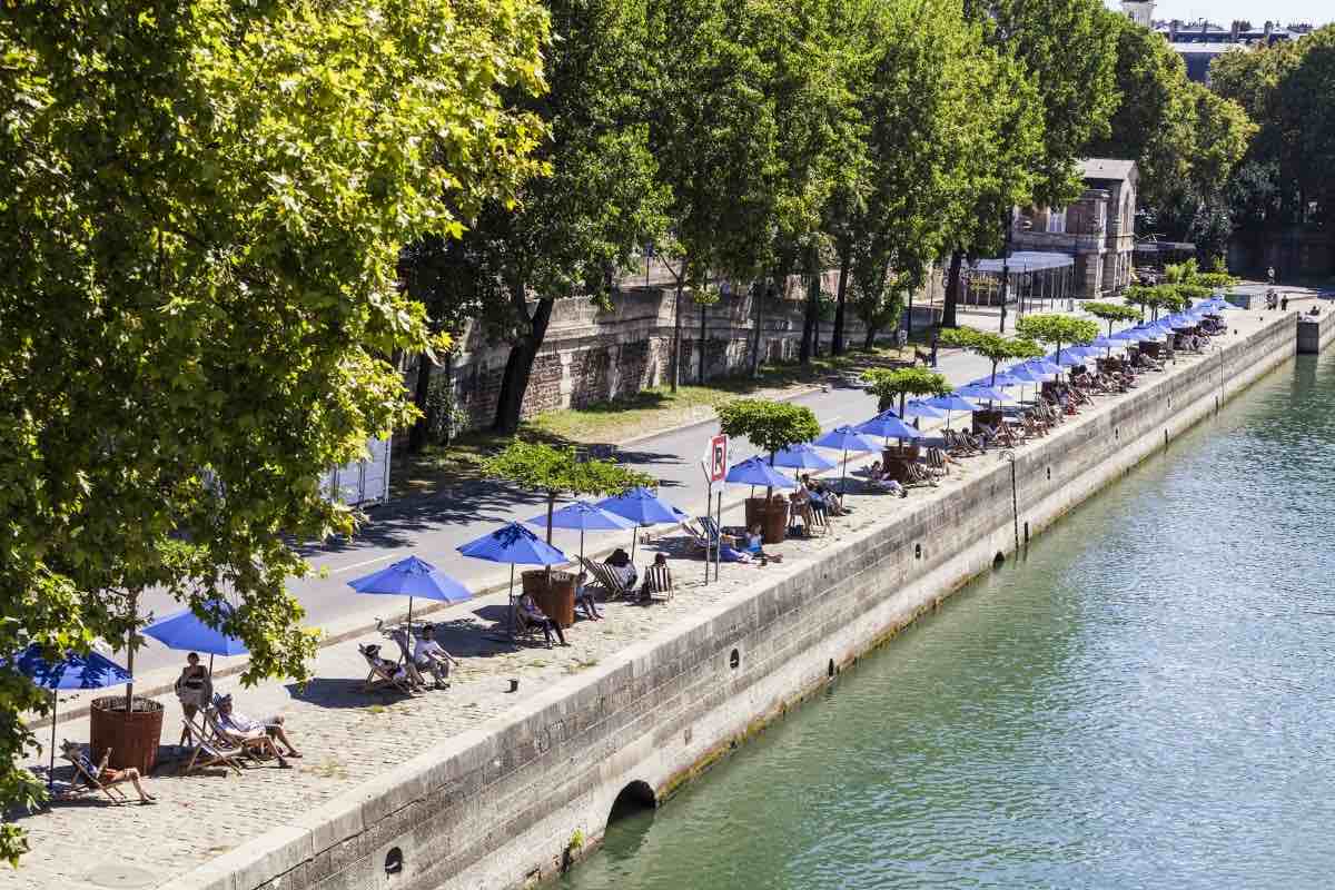 paris plage paris em agosto