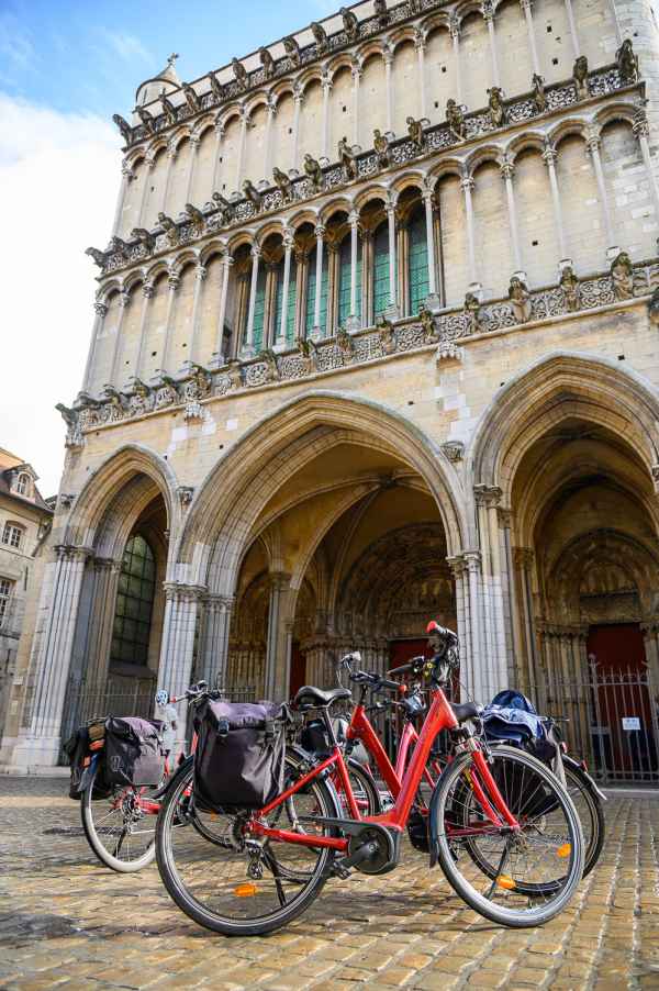 Rota dos Grands Crus: o lindo centro histórico de Dijon pode ser visitado rapidamente. 