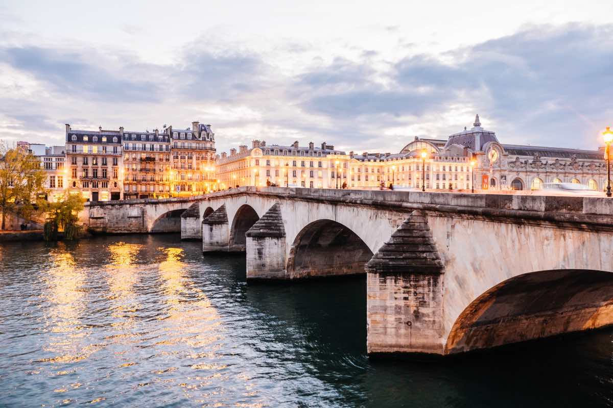 paris em baril ponte rio sena