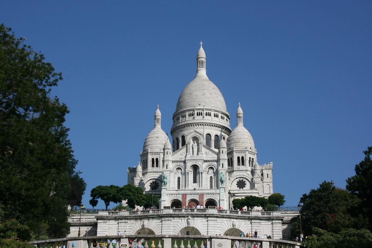 passeios em portugues paris montmartre