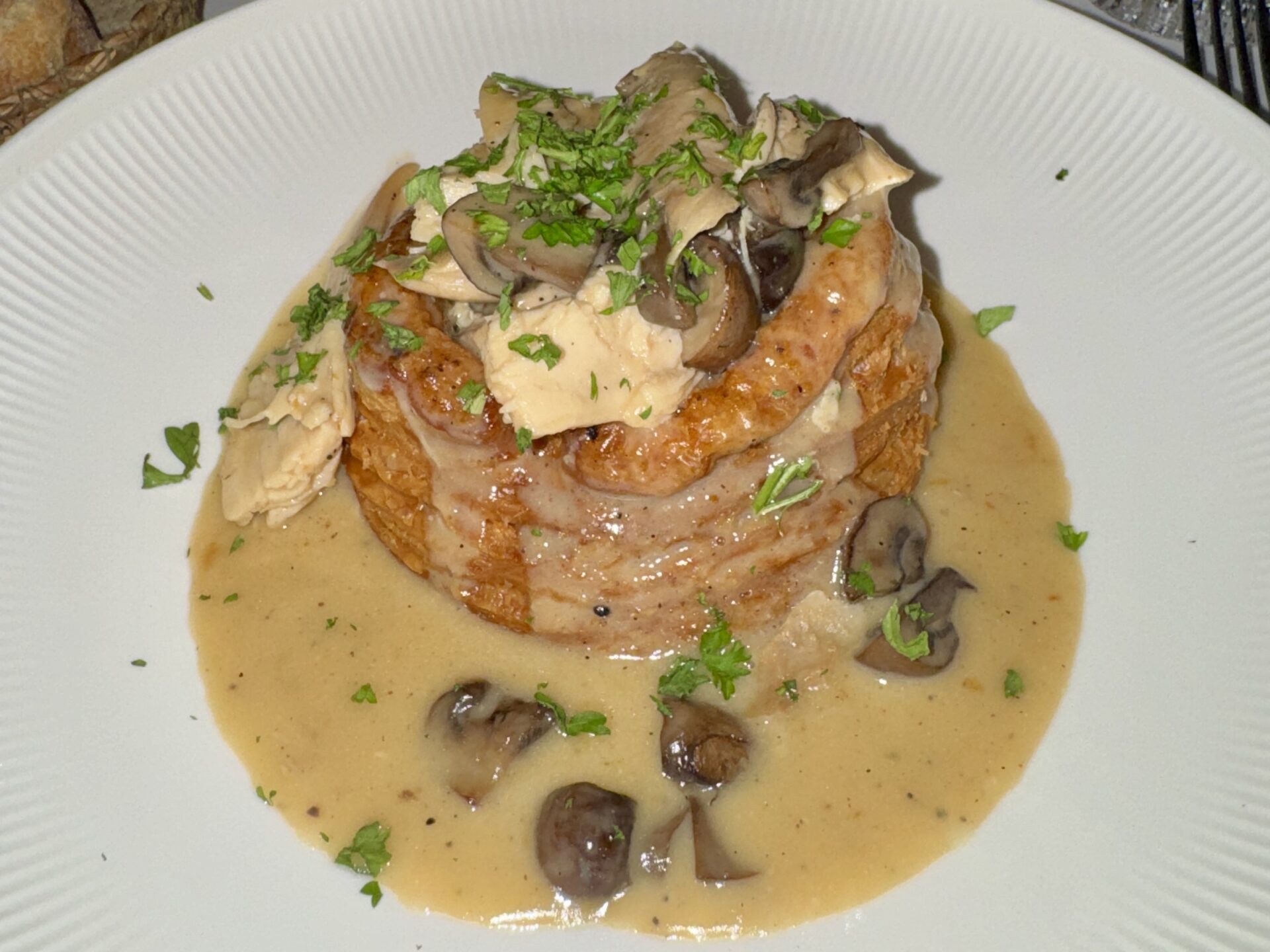 vol au vent le petit bon bon hotel Corinthia Brussels bruxelas belgica